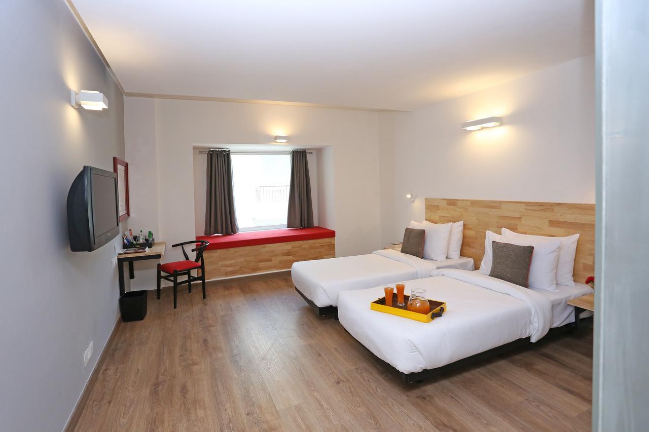 Oyo Townhouse 015 Lajpat Nagar Hotel New Delhi Ngoại thất bức ảnh